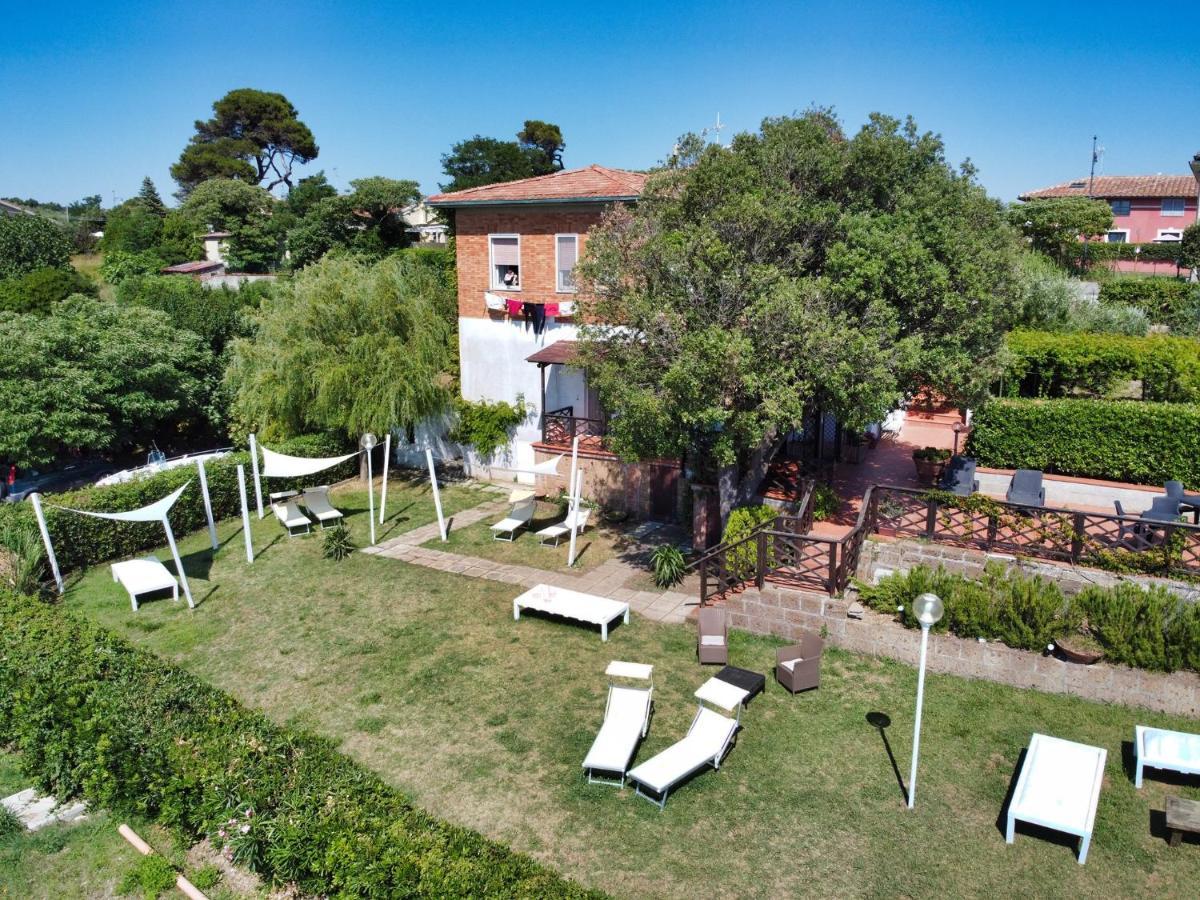 B&B Il Piccolo Paradiso Montenero  Bagian luar foto