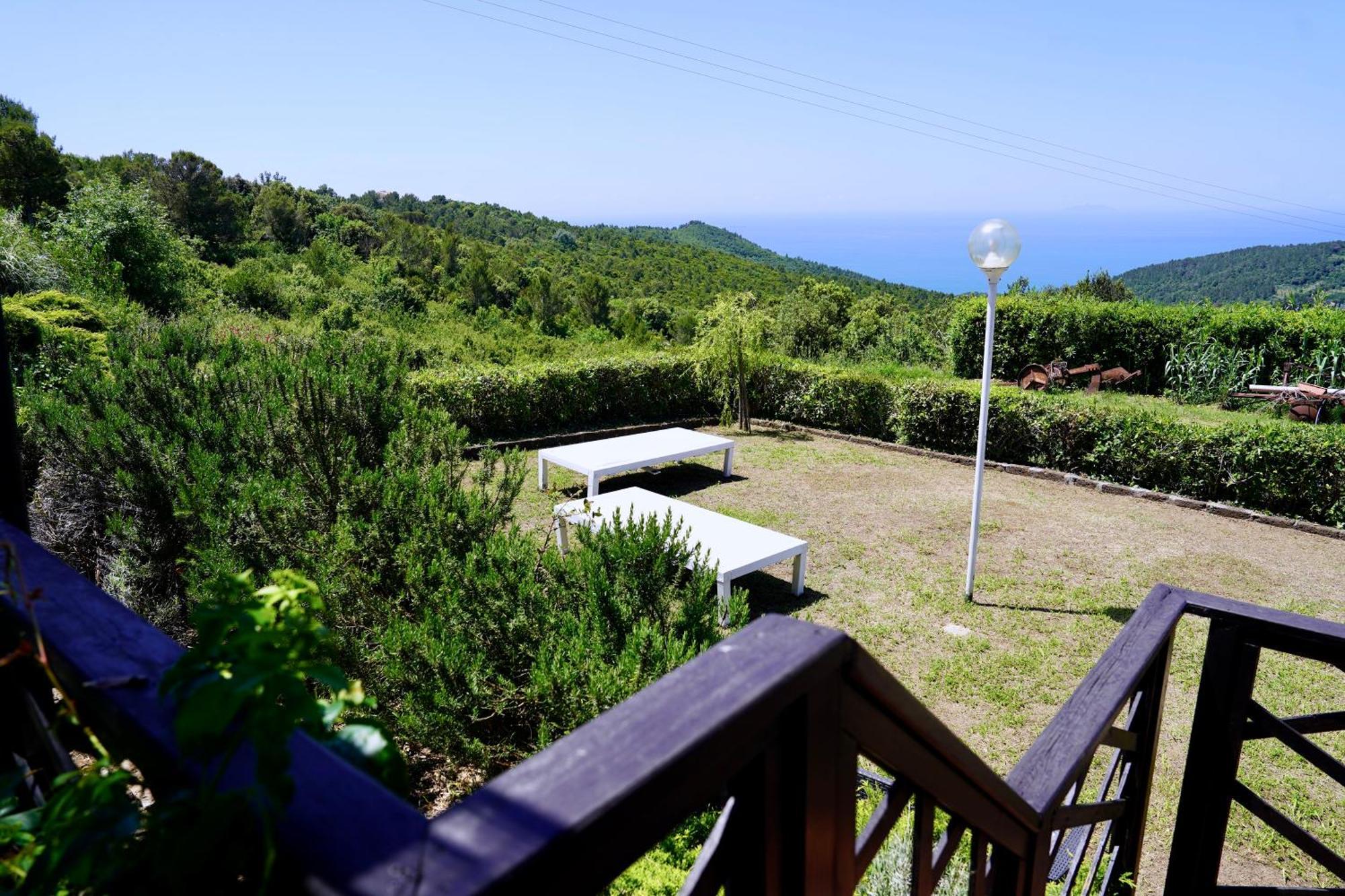 B&B Il Piccolo Paradiso Montenero  Bagian luar foto