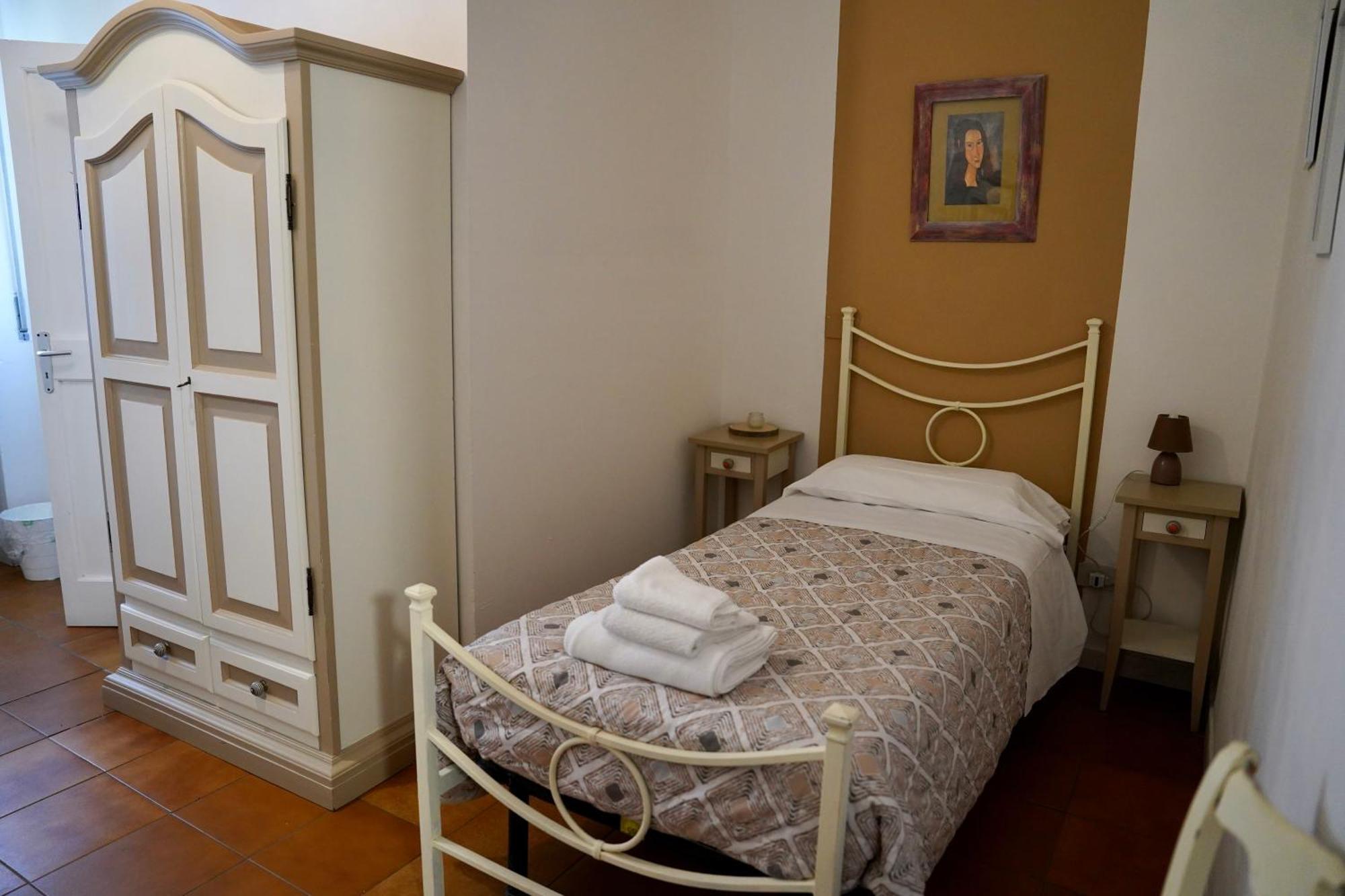 B&B Il Piccolo Paradiso Montenero  Bagian luar foto