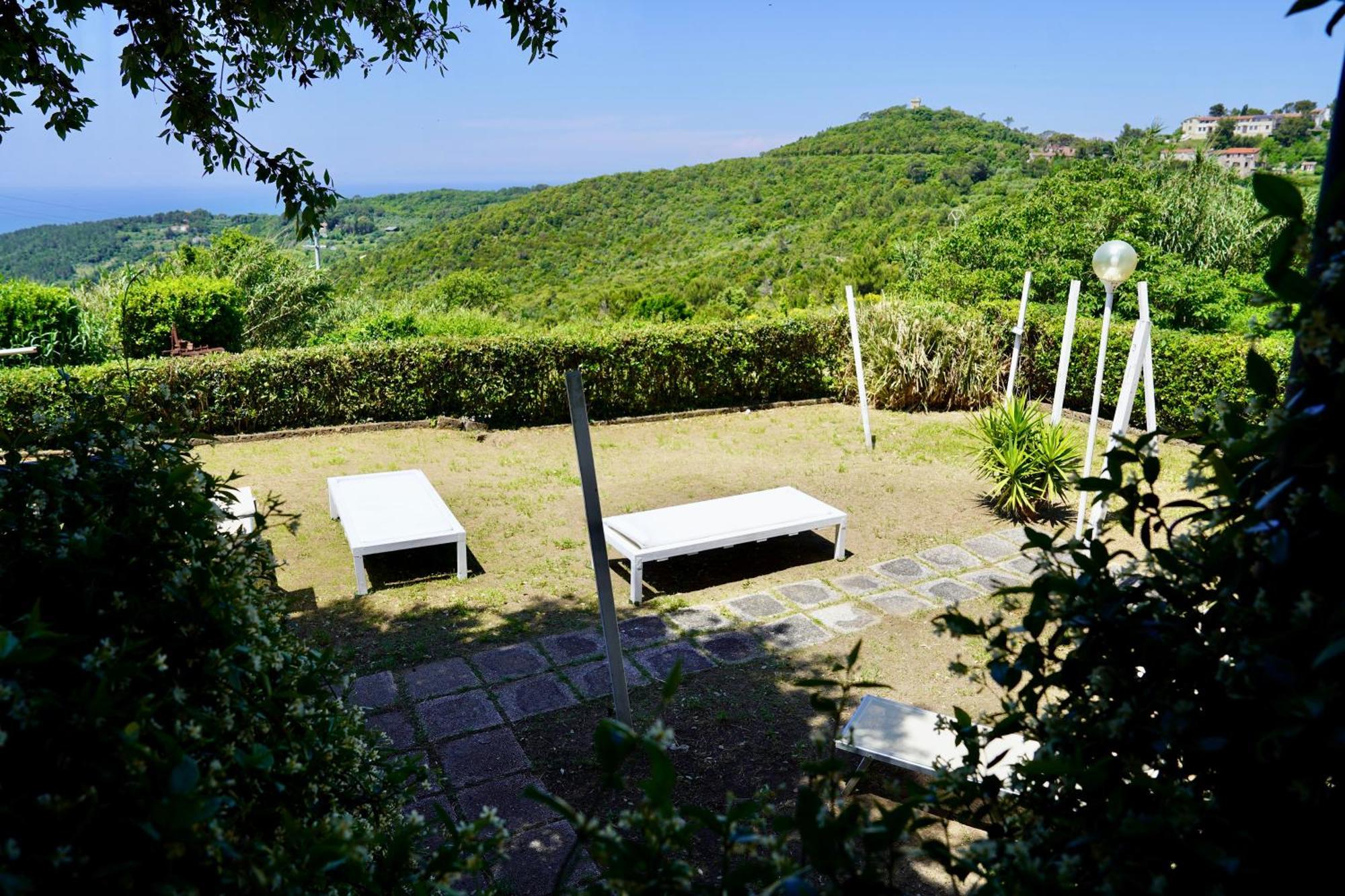 B&B Il Piccolo Paradiso Montenero  Bagian luar foto
