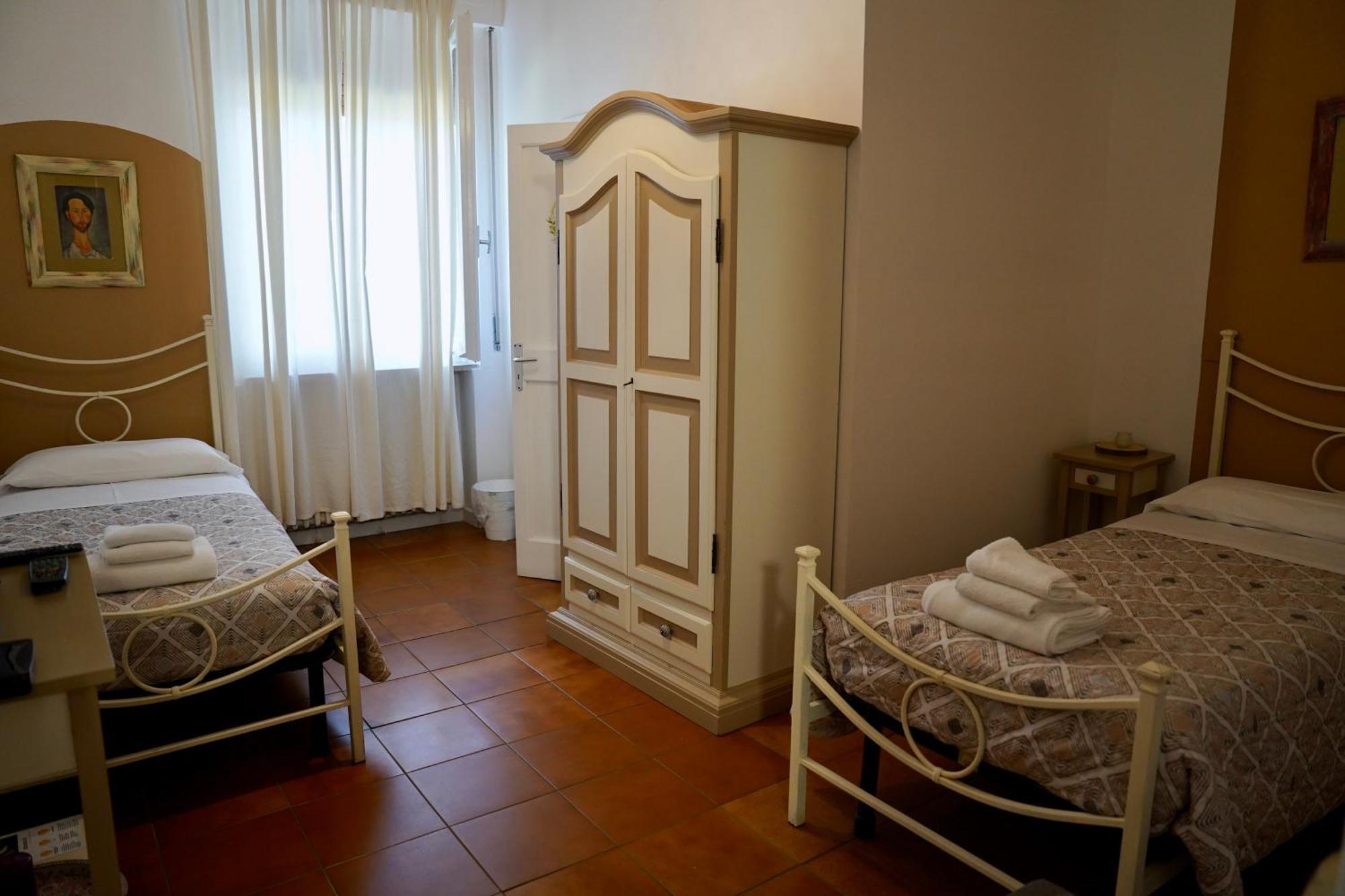 B&B Il Piccolo Paradiso Montenero  Bagian luar foto
